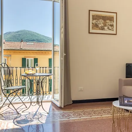 Oldoini Luxury And Pensión La Spezia