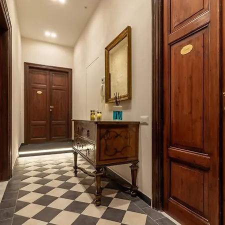 Πανσιόν Oldoini Luxury And - Mytouristhome